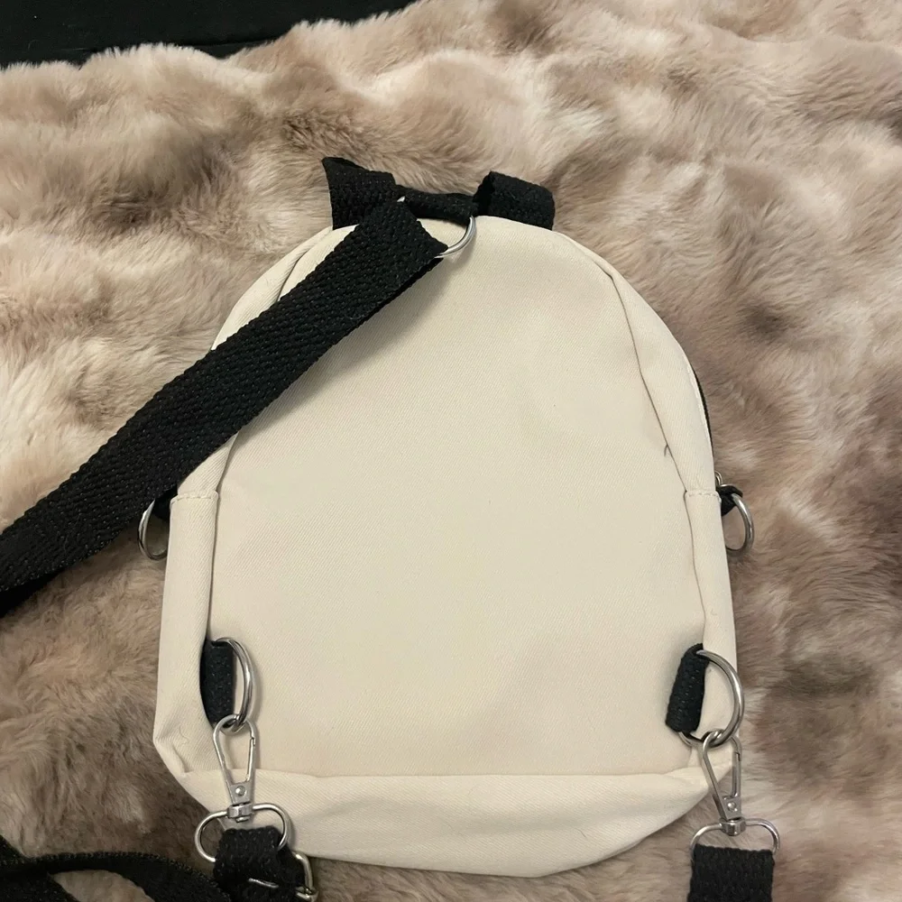 Mini Backpack - Picture 3 of 4